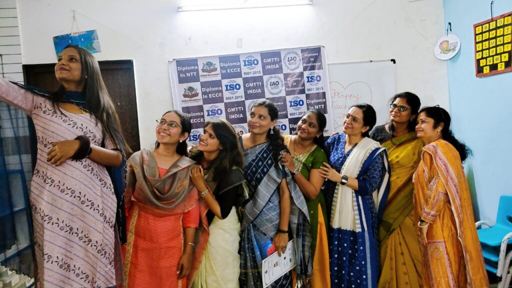 Montessori diploma certificate teacher training institute